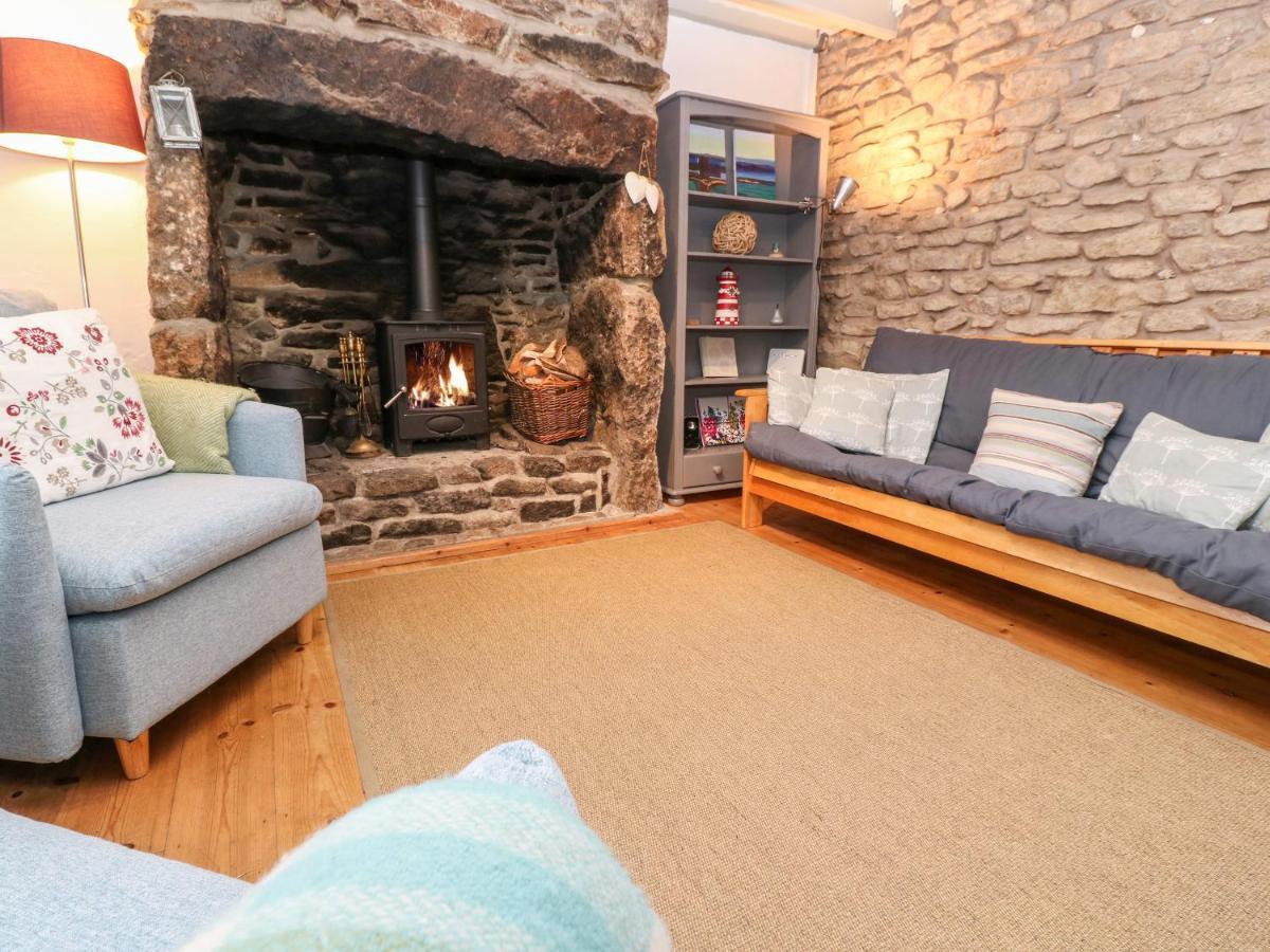 Miners Cottage เพนแซนซ์ ภายนอก รูปภาพ